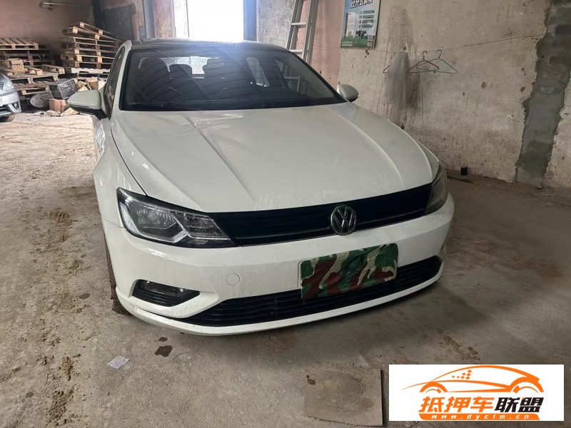  16年大眾凌渡轎車 