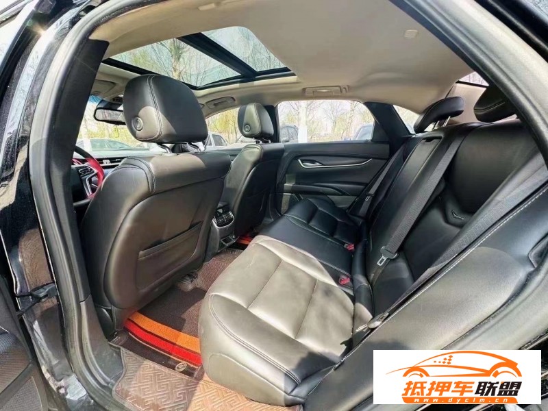  18年凱迪拉克XTS轎車 