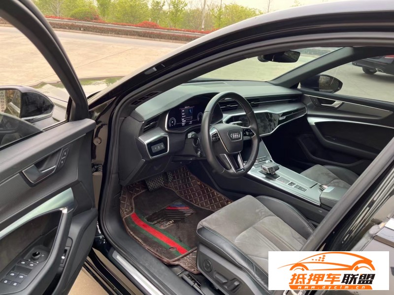  19年奧迪A6L轎車 