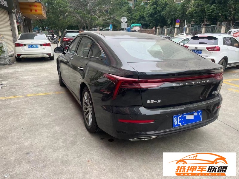  22年奔騰B70轎車 