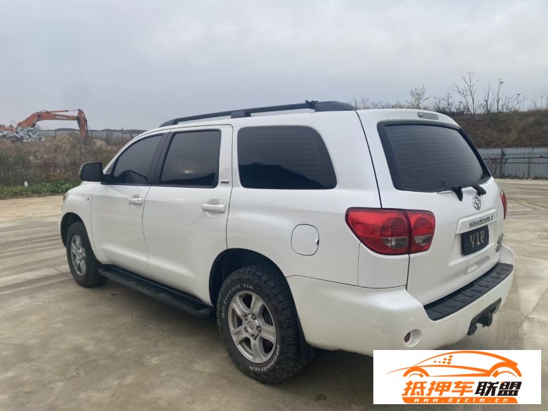  16年豐田紅杉SUV 