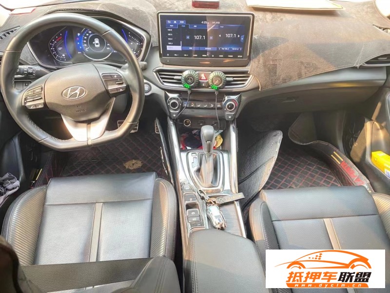  20年現(xiàn)代菲斯塔轎車 