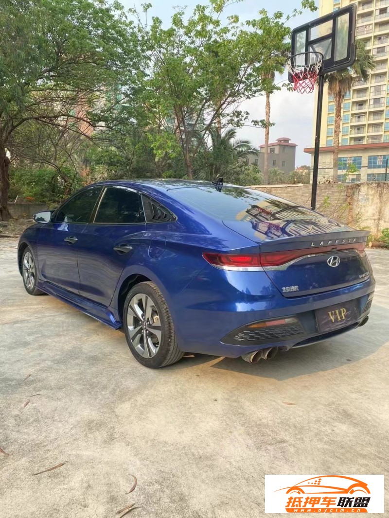  20年現(xiàn)代菲斯塔轎車 
