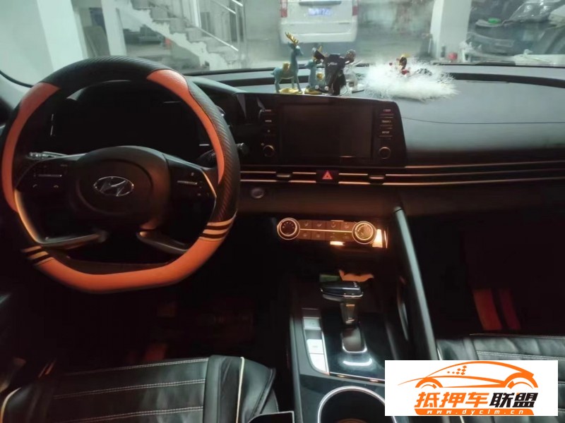  21年現(xiàn)代伊蘭特轎車 