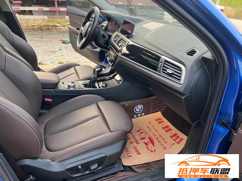  19年寶馬1系轎車 