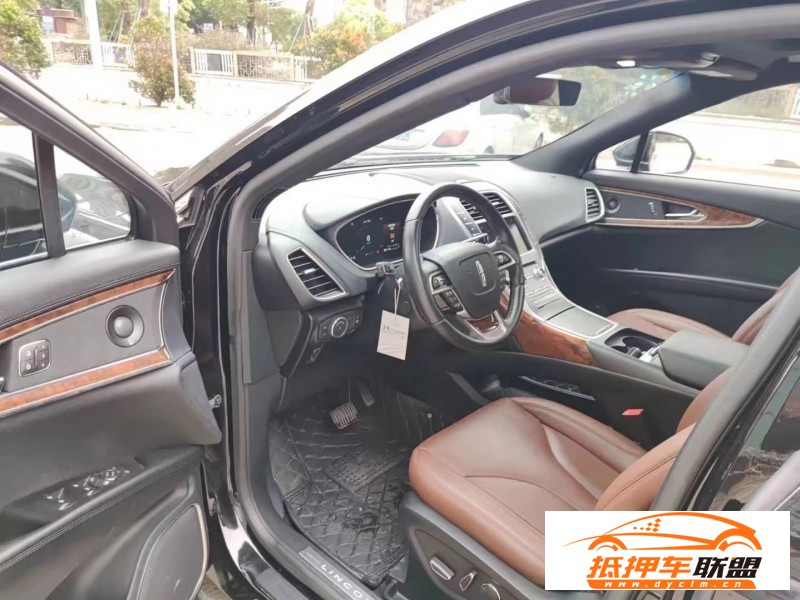  20年林肯航海家轎車 