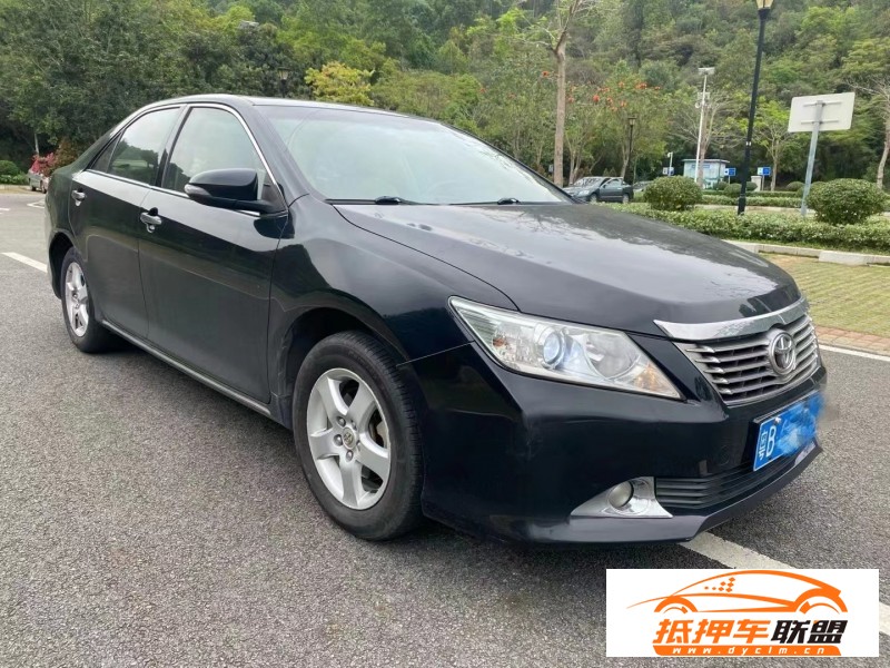  13年豐田凱美瑞轎車 