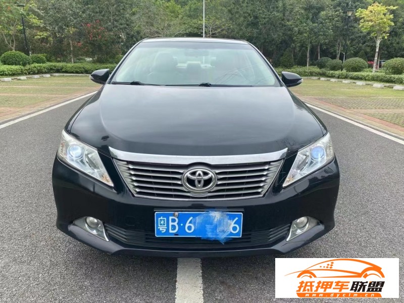  13年豐田凱美瑞轎車 