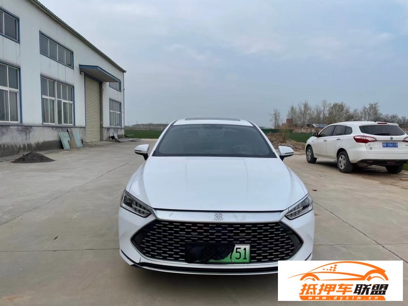  21年比亞迪秦轎車 