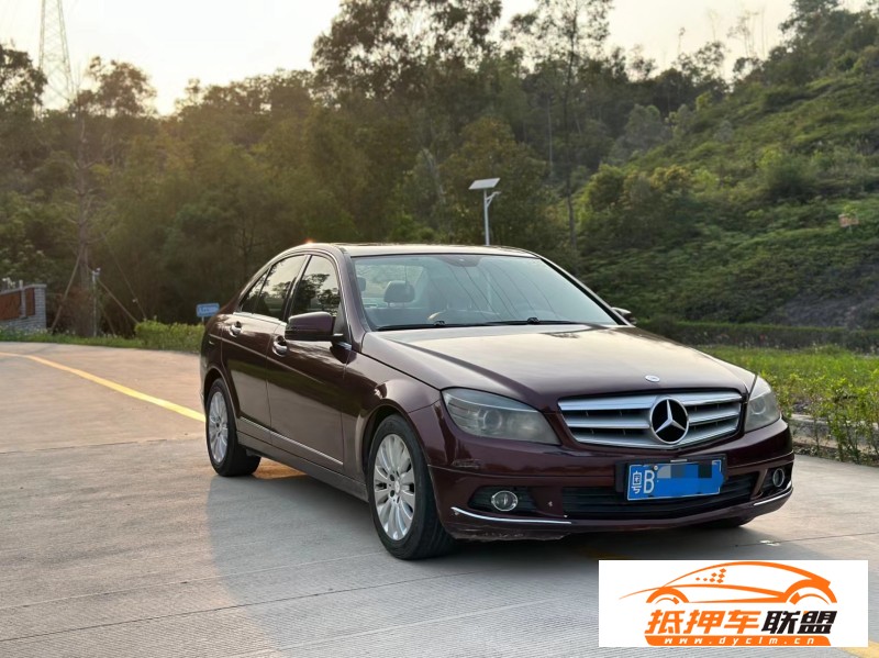  11年奔馳C轎車 