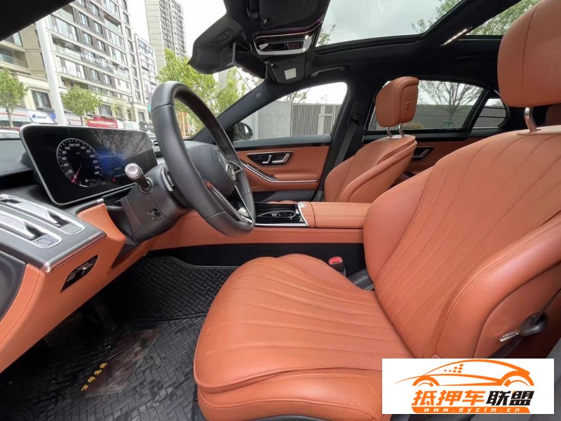  22年奔馳S轎車 
