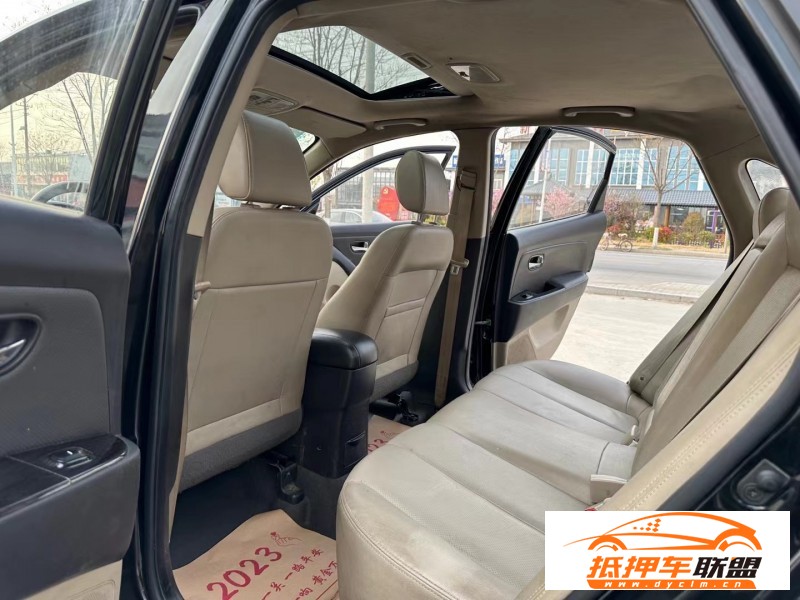  12年現(xiàn)代悅動轎車 