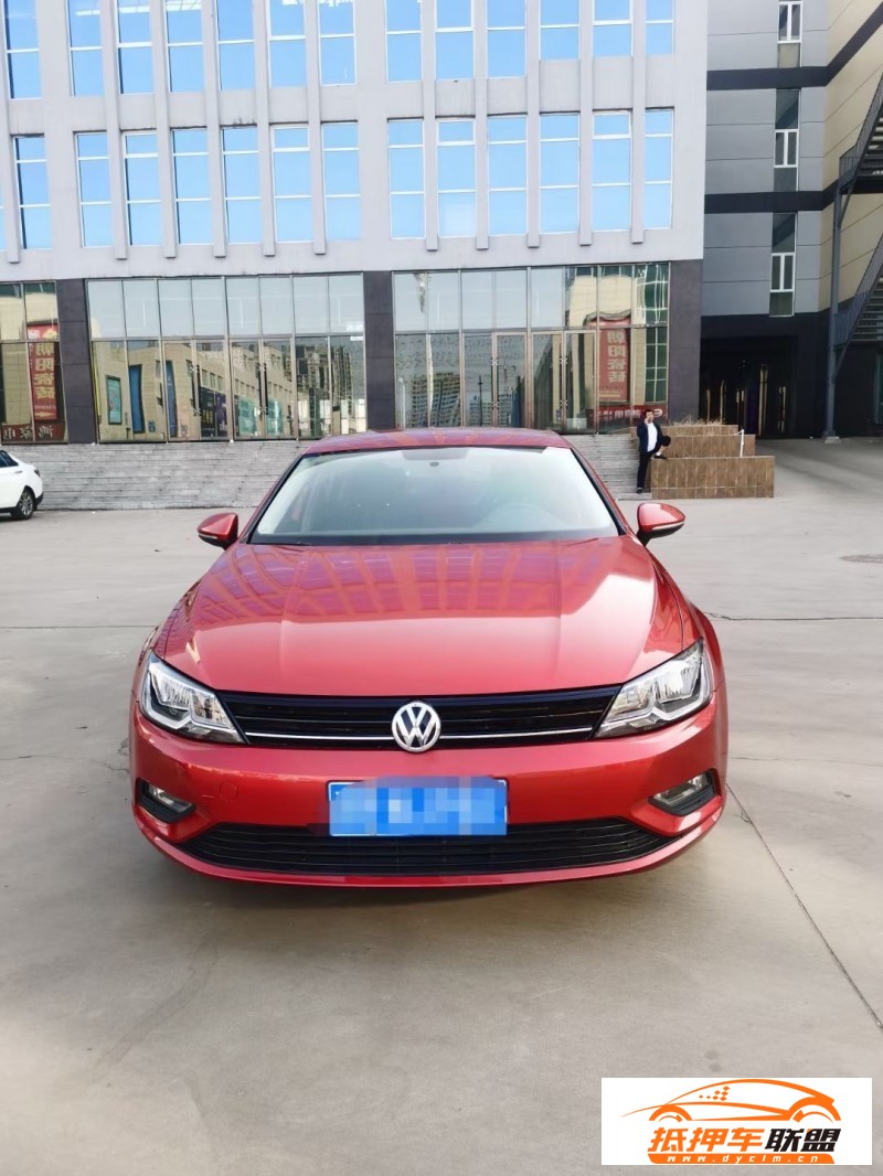 17年大眾凌渡轎車 
