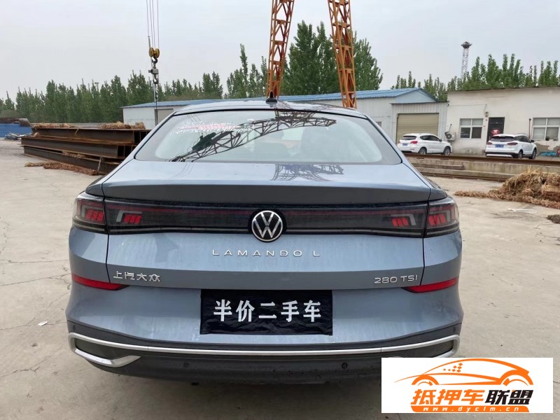  22年大眾凌渡轎車 