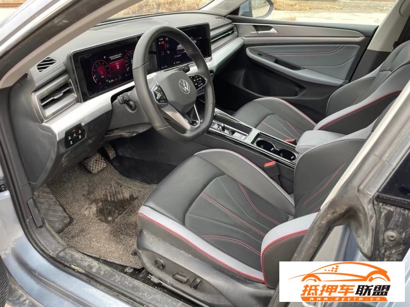  22年大眾凌渡轎車 