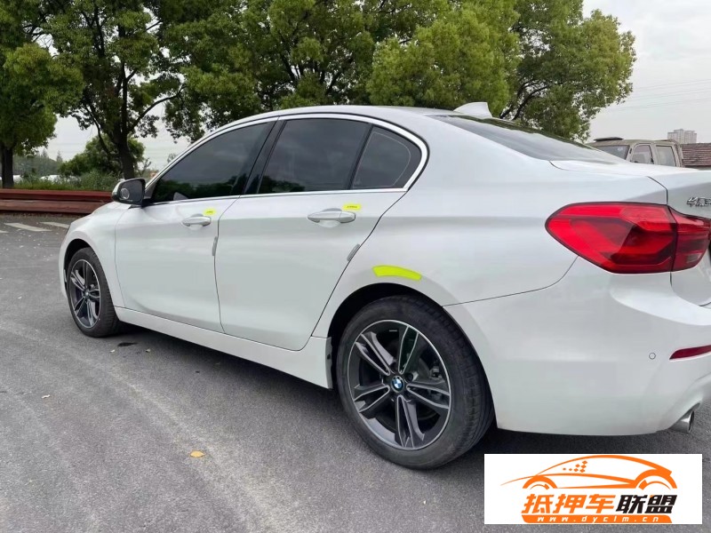  19年寶馬1系轎車 