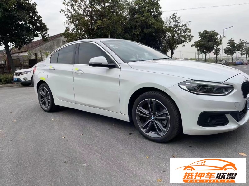  19年寶馬1系轎車 