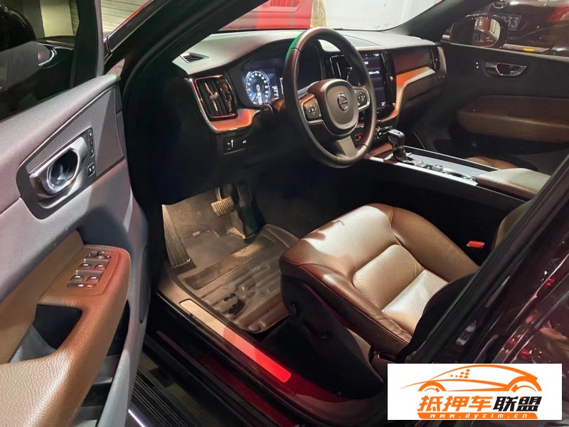  20年沃爾沃XC60轎車 