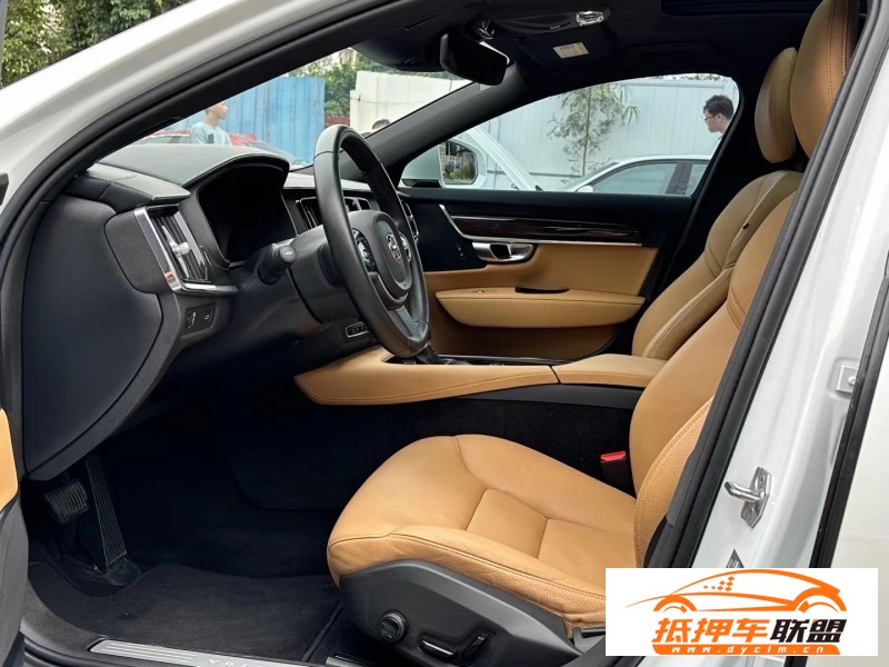  18年沃爾沃S90轎車 