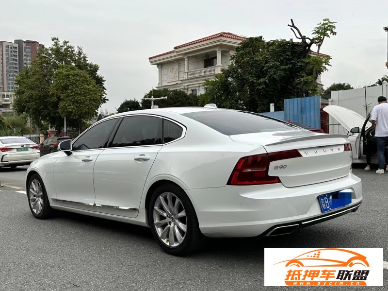 18年沃爾沃S90轎車 