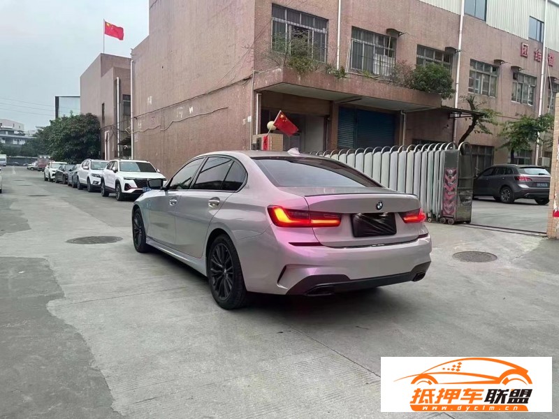  22年寶馬3系轎車 