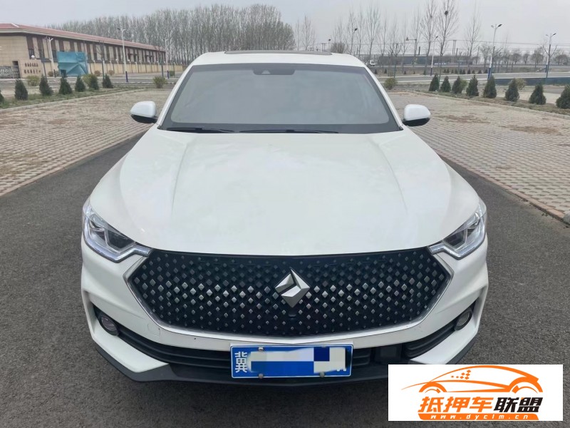  20年寶駿RC6轎車 