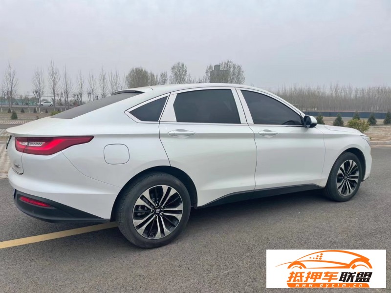  20年寶駿RC6轎車 