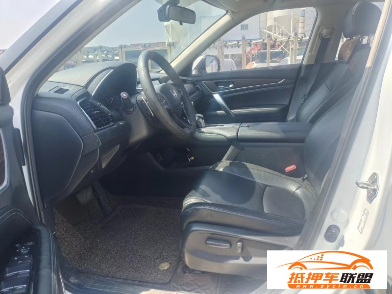  17年本田冠道轎車 