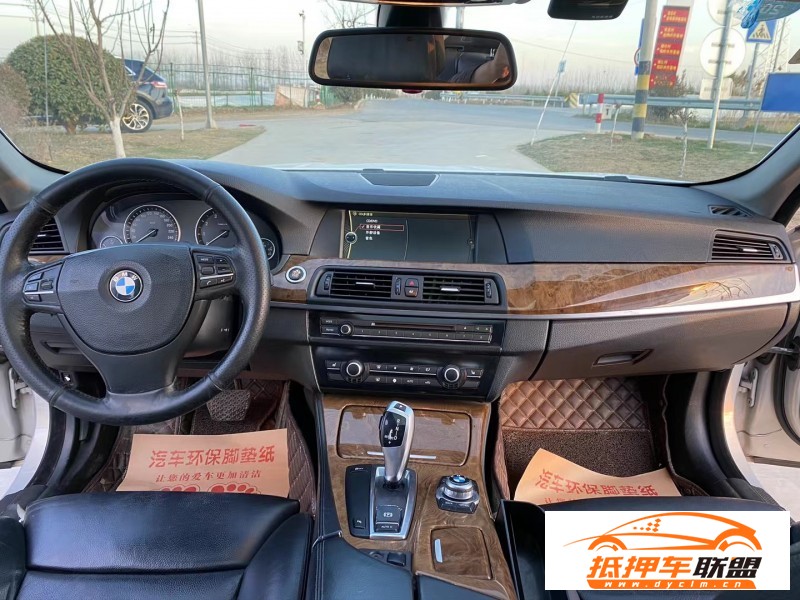  11年寶馬5系轎車 