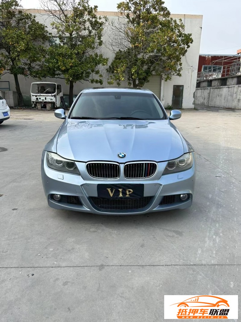  11年寶馬3系轎車 