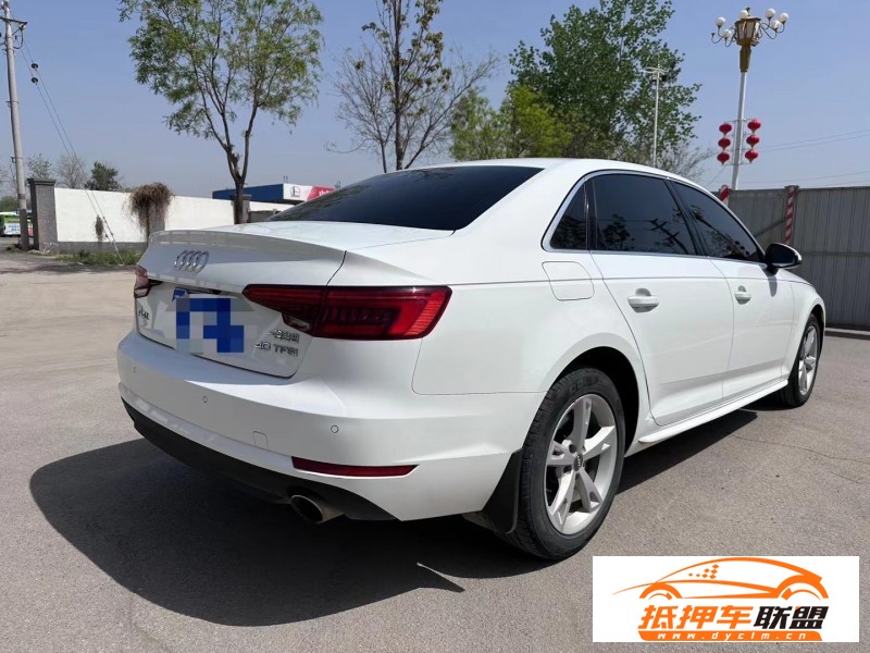  16年奧迪A4轎車 