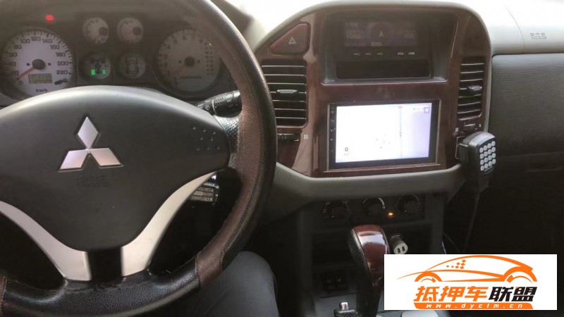  13年三菱帕杰羅SUV 