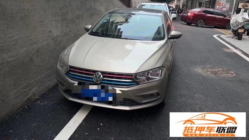 17年大眾寶來轎車 