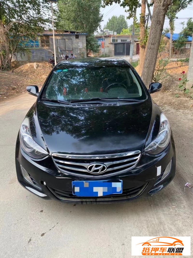  13年現(xiàn)代朗動(dòng)轎車 
