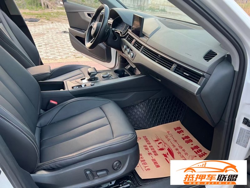  19年奧迪A4L轎車 