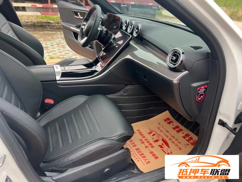  22年奔馳C級轎車 