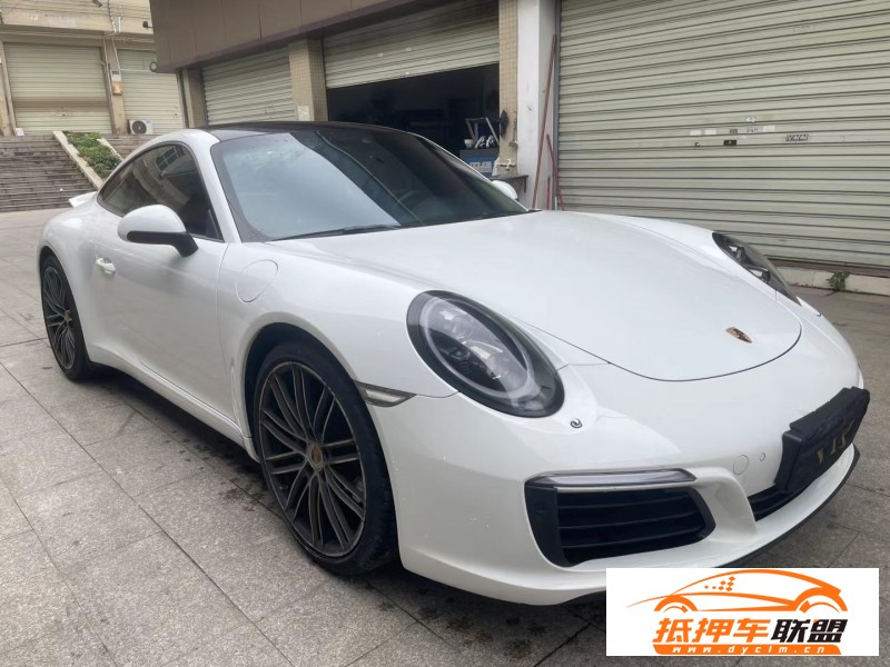  17年保時(shí)捷911轎車 