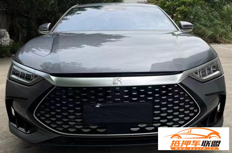  22年比亞迪漢轎車 