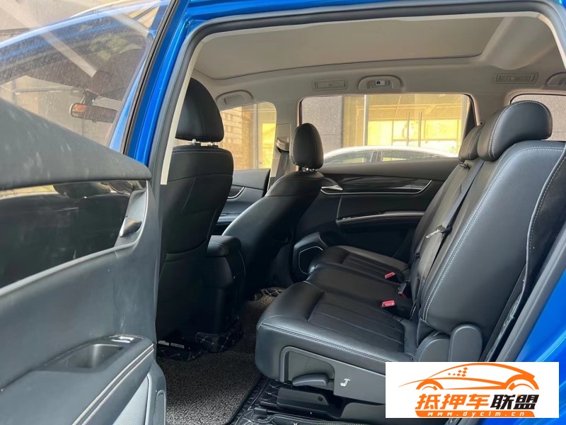  18年比亞迪宋轎車 