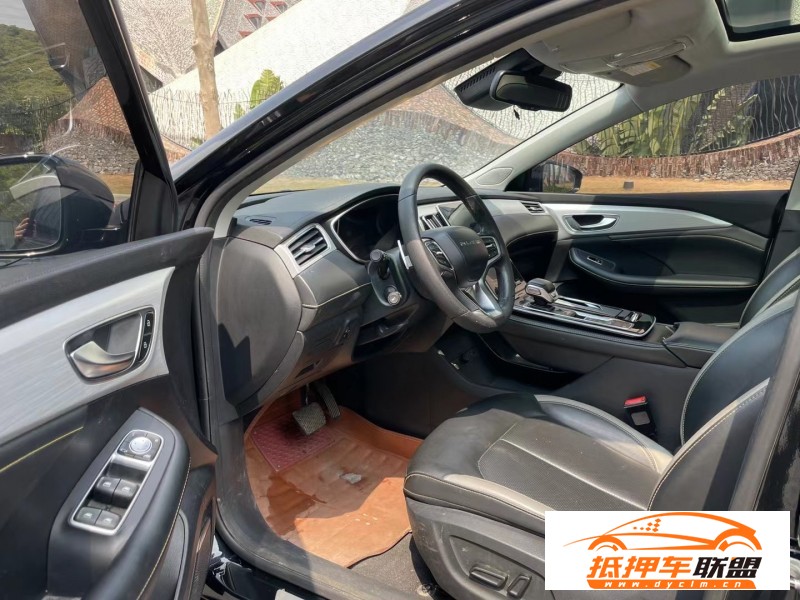  21年榮威i6轎車 