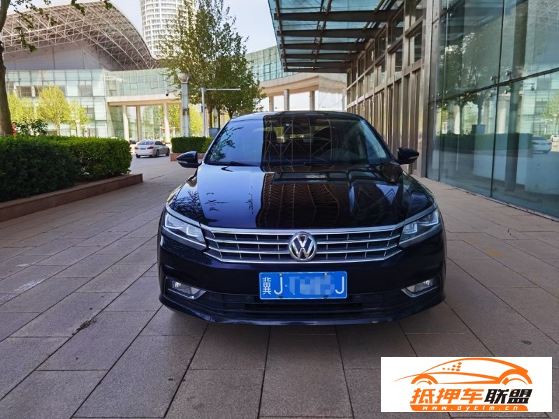  17年大眾帕薩特轎車 