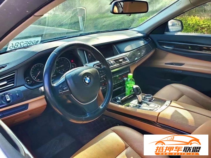  15年寶馬7系轎車 