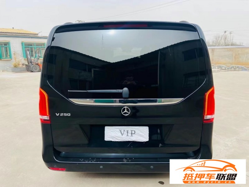  18年奔馳VSUV 