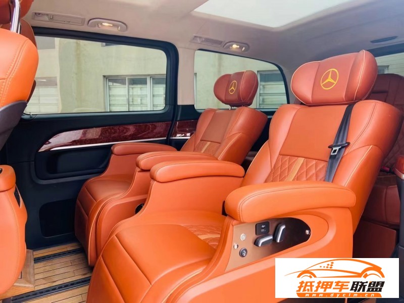  18年奔馳VSUV 