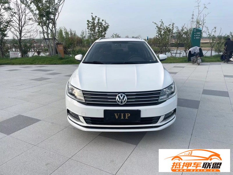 18年大眾朗行轎車 