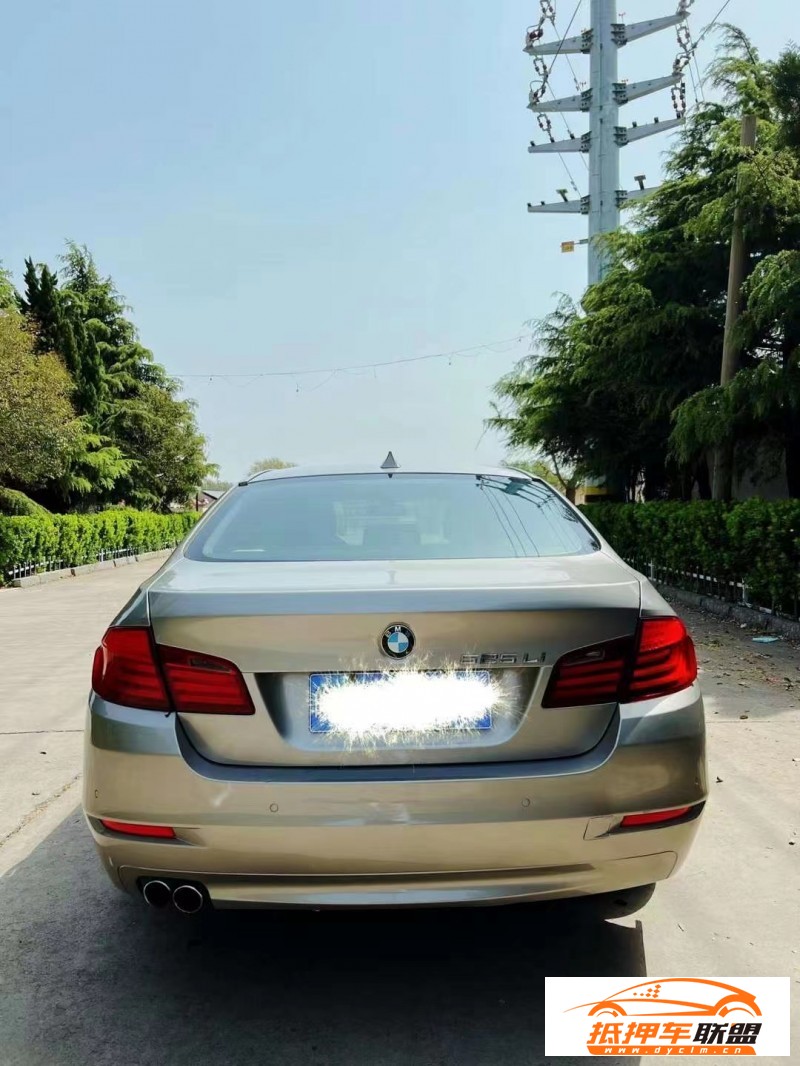  12年寶馬5系轎車 