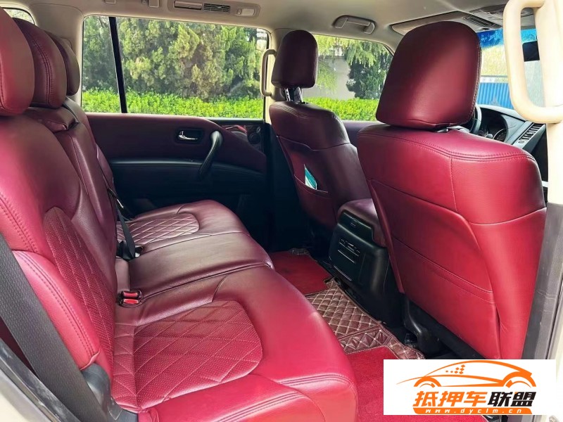 17年日產(chǎn)途樂(lè)轎車(chē) 