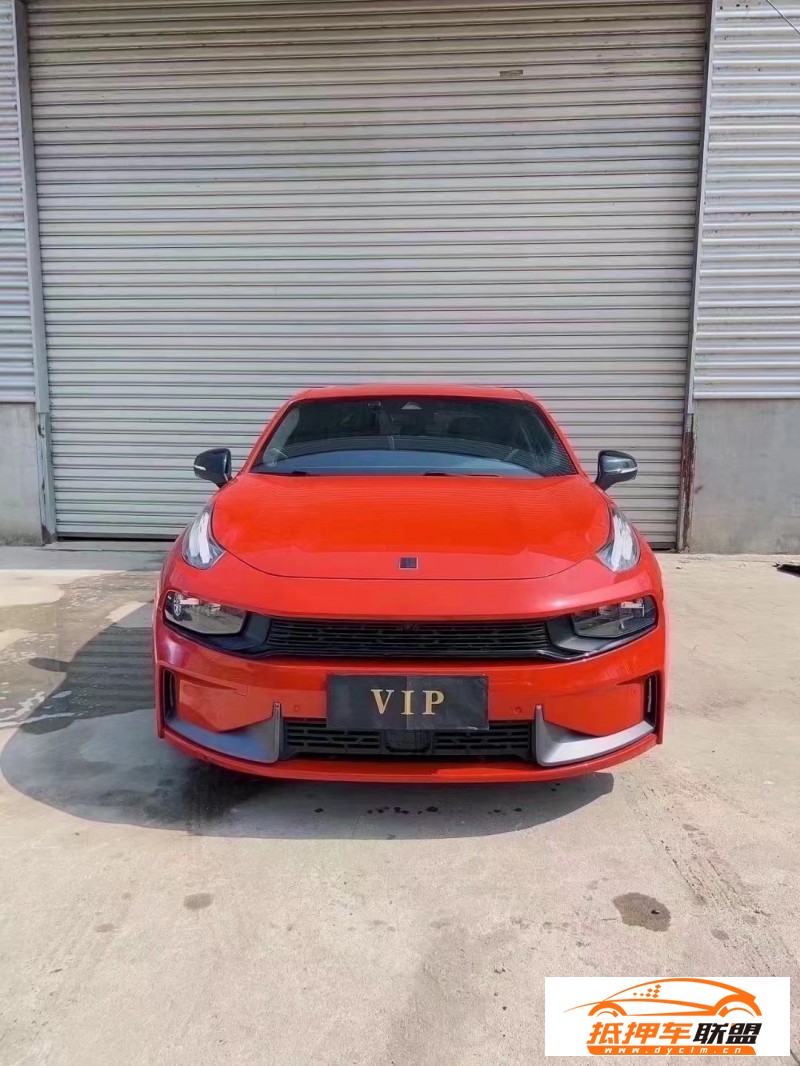  18年領(lǐng)克03轎車 