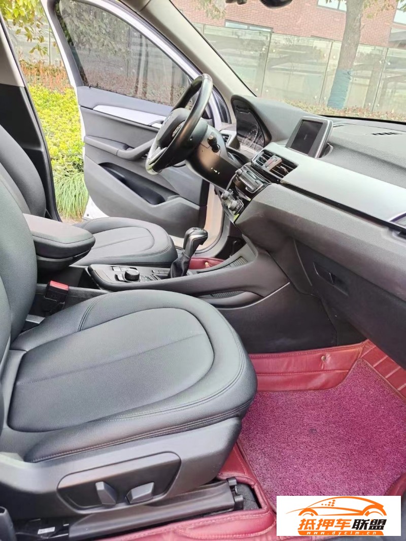  18年寶馬X1SUV 