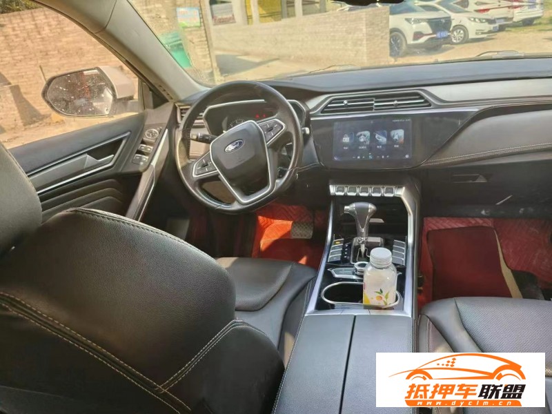  19年福特領(lǐng)界SUV 